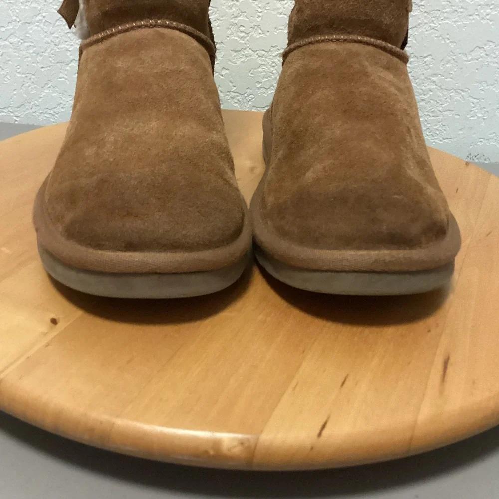 Koolaburra by UGG Victoria‎ Chestnut Suede Bow Boots Kids Size 4 101233K